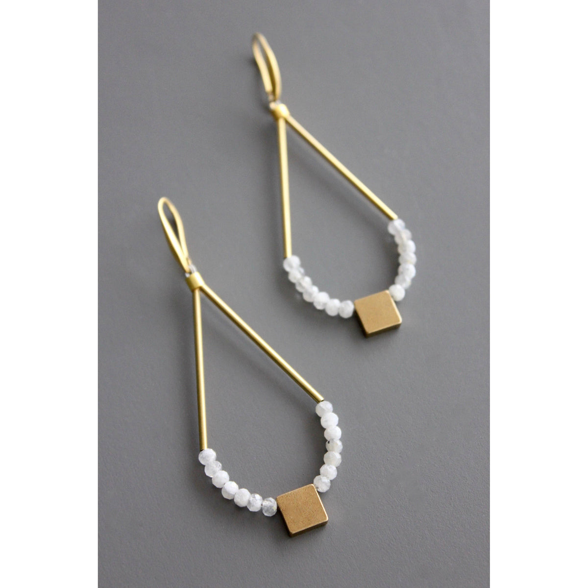 BKNE40 Geometric labradorite and brass earrings