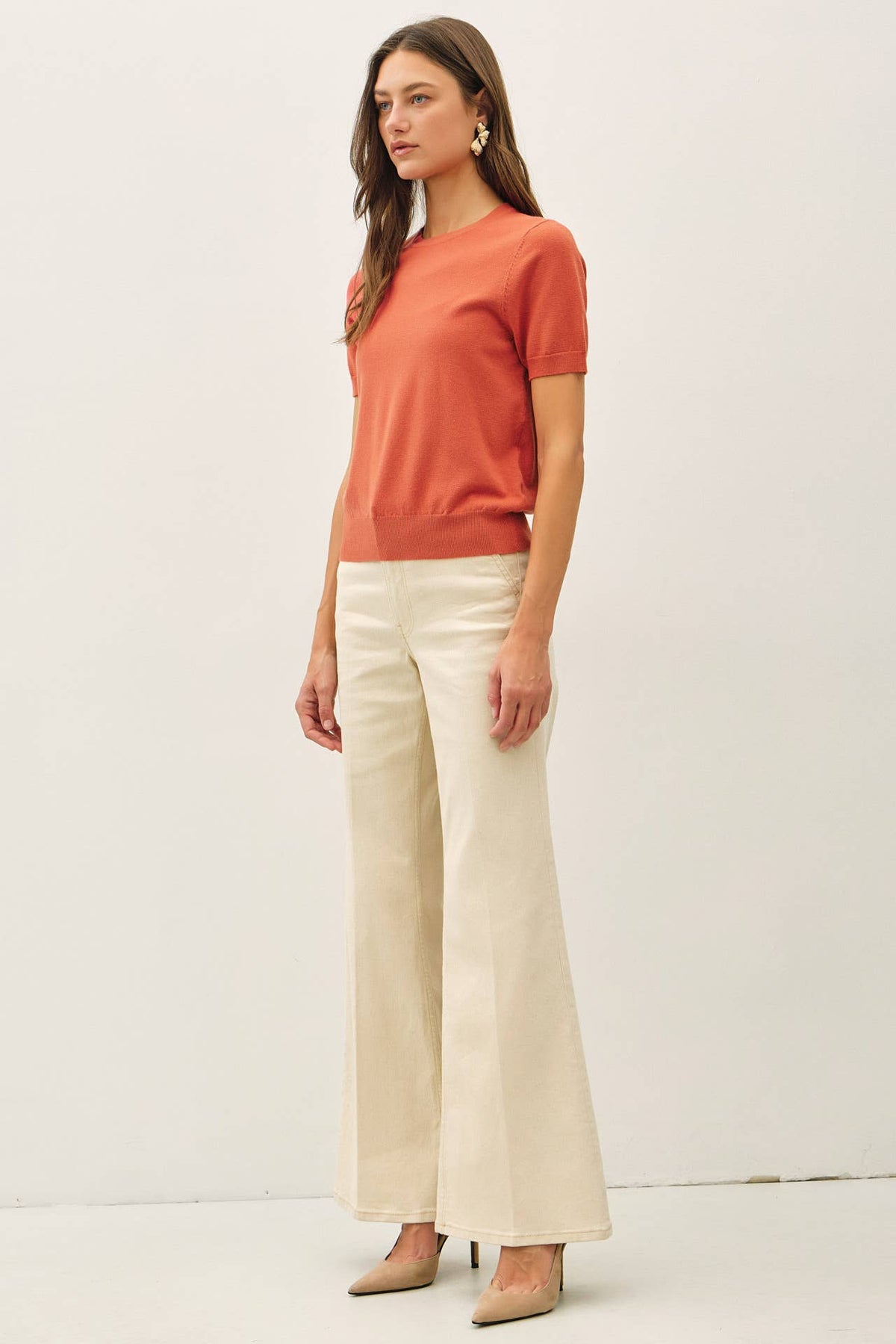 BASIC SHORT SLEEVE SWEATER TOP