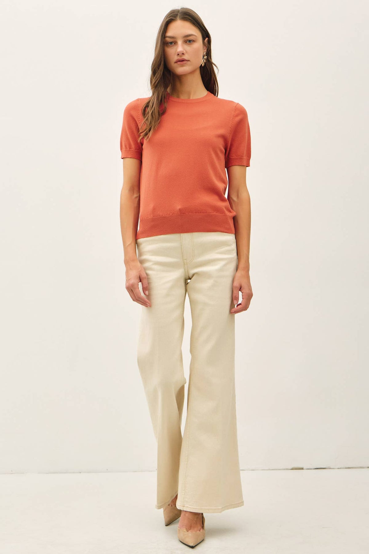 BASIC SHORT SLEEVE SWEATER TOP