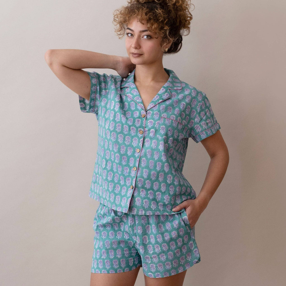 Short Sleeve/Shorts Pajama Set- Malin Clover