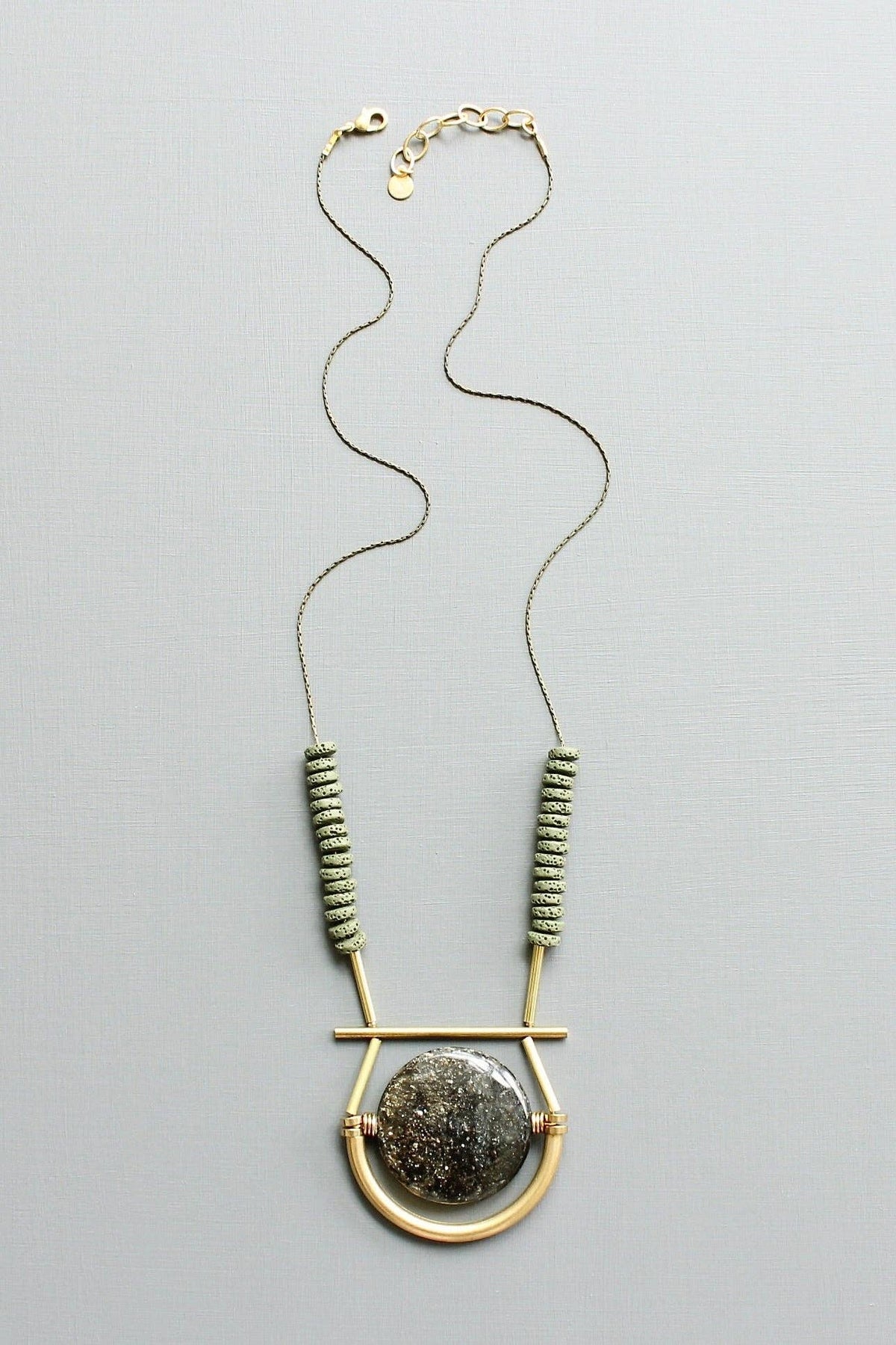 LEX223 Black and moss geometric pendant necklace